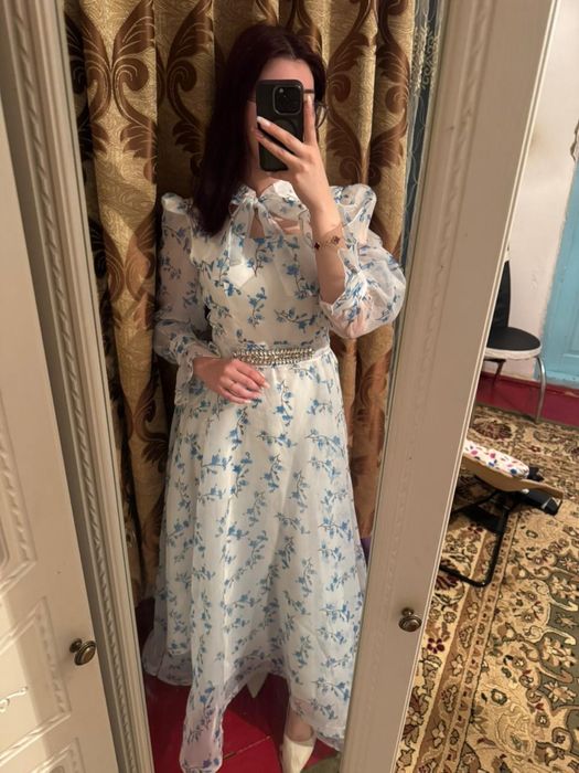 Продам платье б/у