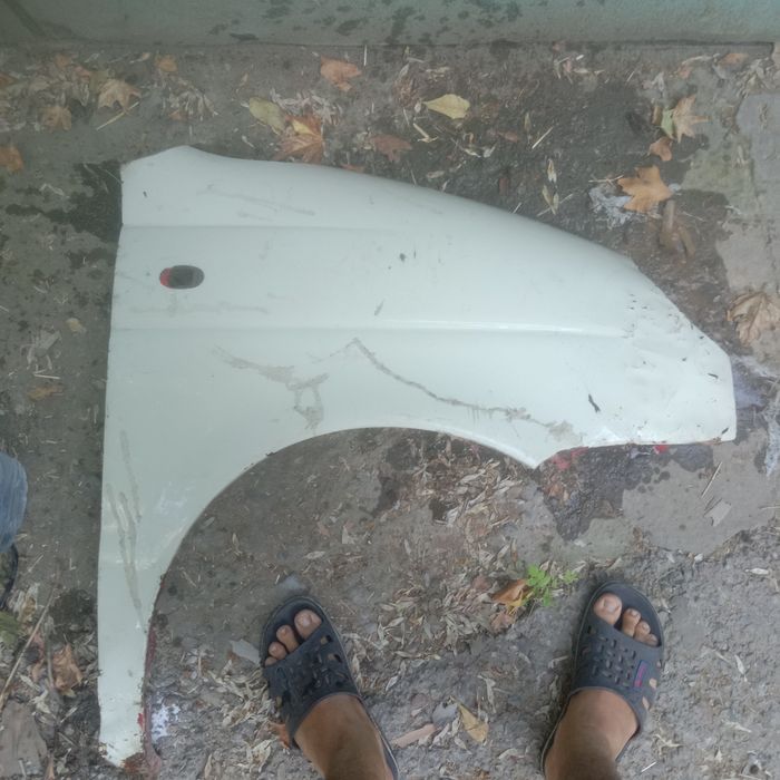 Продам крыло Матиз