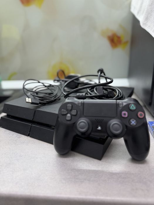Playstation 4 +Controller