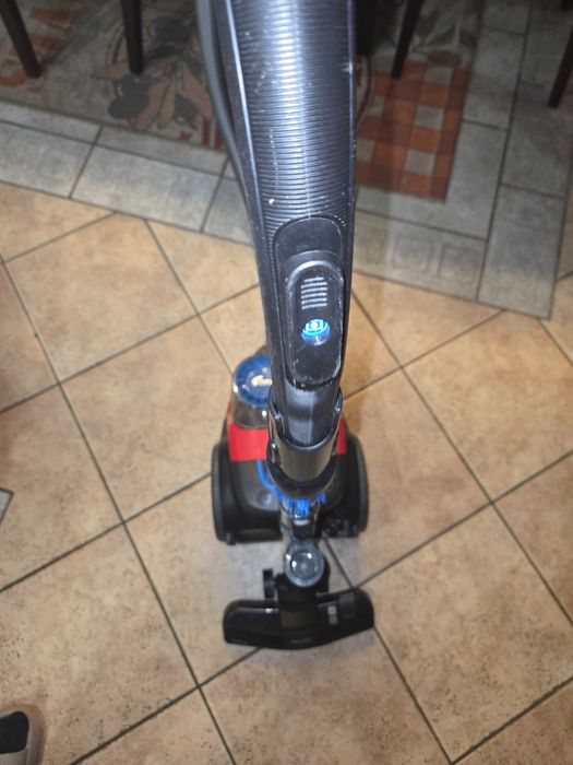 Прахосмукачка Phillips Power Pro compact 5
