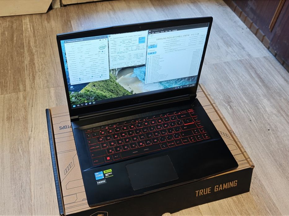 Продавам лаптоп MSI Thin GF63-12VE