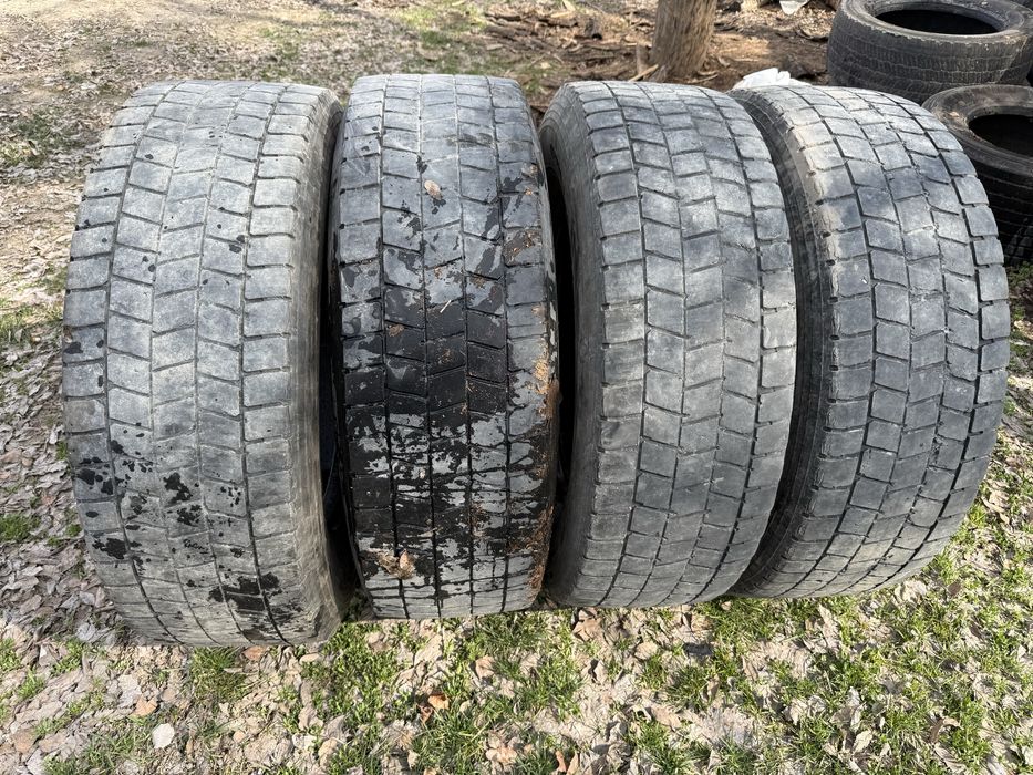 Продам болоны , резины , шины .