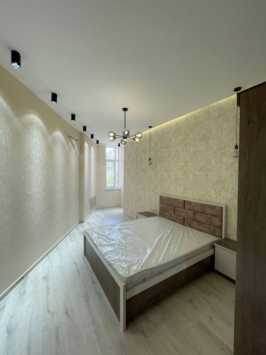 (3) Продается квартира на Ц-2, Дархане