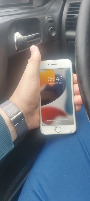 iPhone 6S de vânzare