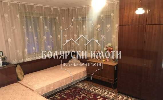 Продава се Къща в с. Ресен, Област Велико Търново - 170 кв.м за 571 €/кв.м - Снимка #12