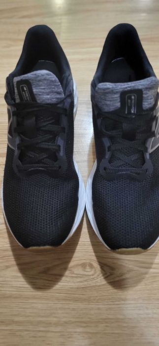 Маратонки New Balance