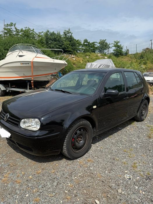 VOLKSWAGEN Golf 2000 — imagine 3