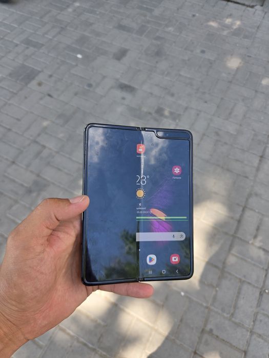 Продам Samsung ZFold 512/12
