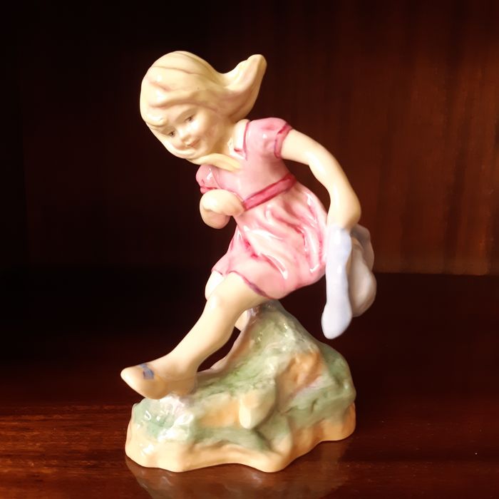 Фарфоровые статуэтки Royal Worcester