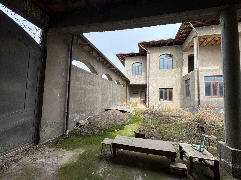 Назарбек 7 Сот каробка Срочно