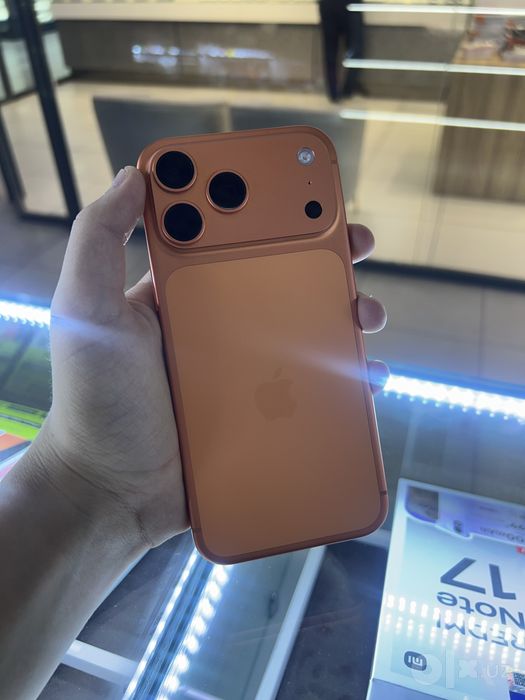 Iphone 17 pro max sotiladi