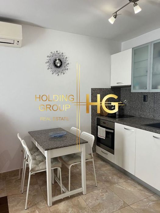 Продава се Двустаен апартамент в Варна, Лятно кино Тракия - 60 кв.м за 2665 €/кв.м - Снимка #1