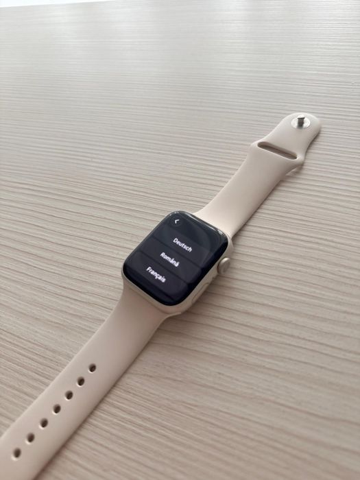 Apple Watch Seria 7 Starlight 45 mm