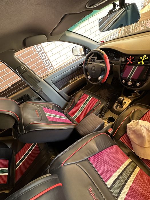 2ta eshik 2old kriloda kraska sepilgan urilmagan udar yuq