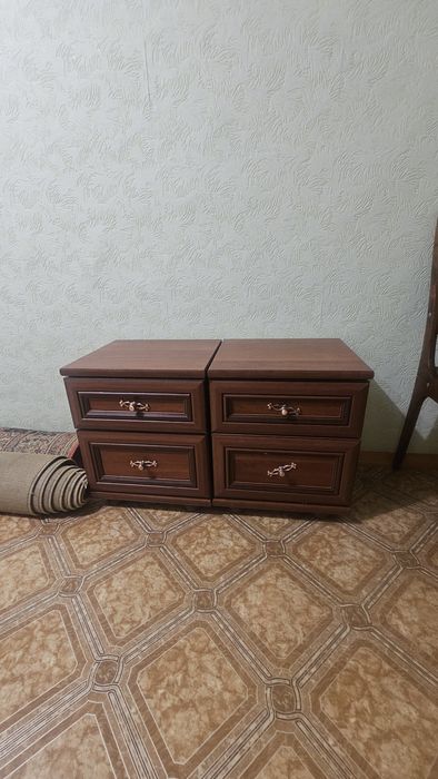 Продам шкаф с тумбочками