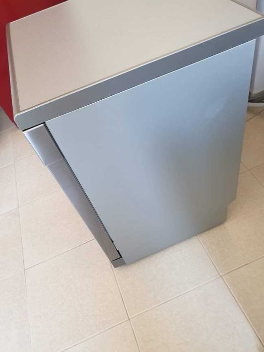 Инокс - Miele Съдомиялна - 14 Комплекта - Свободностояща - 60см