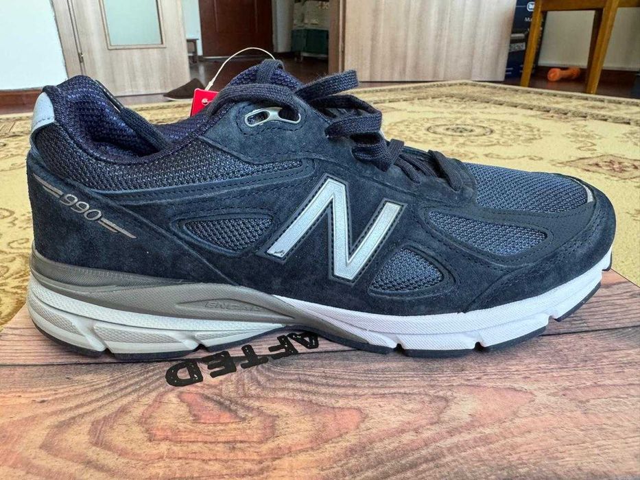 Продам New Balance U990NV4