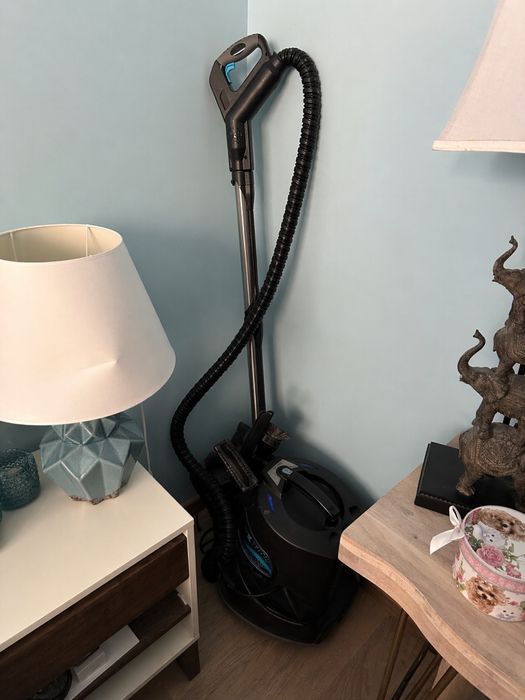 Rainbow SRX прахосмукачка – Премиум клас / Водна филтрация / Отлично състояние