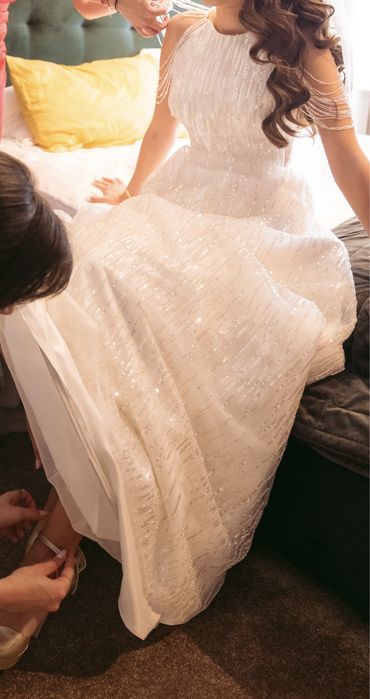 Vand rochie de mireasa