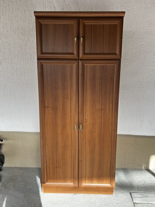 Продам шкаф 210*90