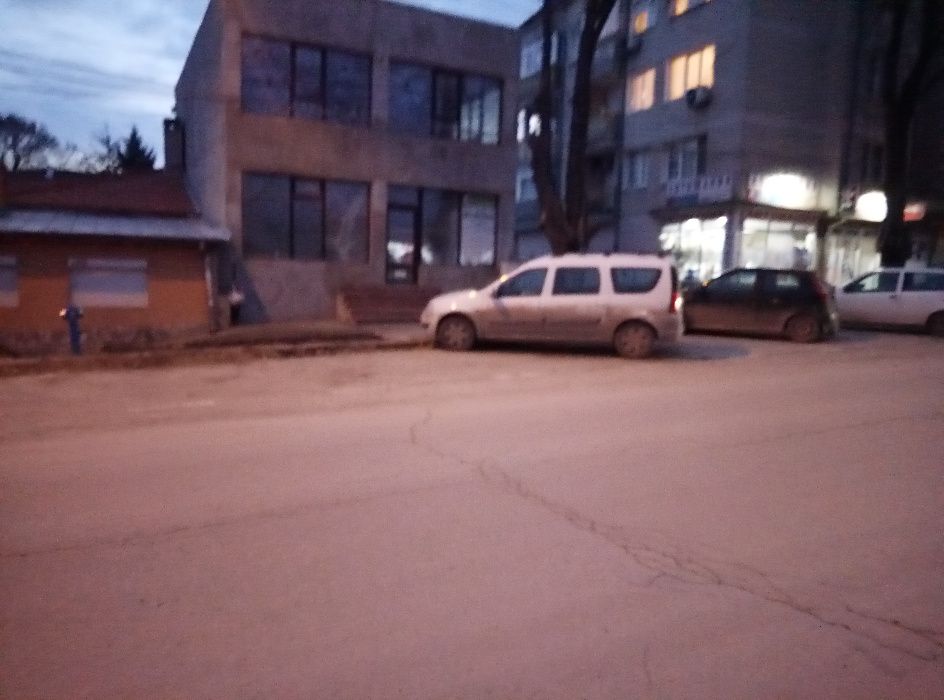 Продавам къща, офис