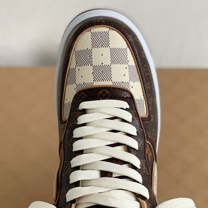 Force 1 Low Louis Vuitton Monogram Brown