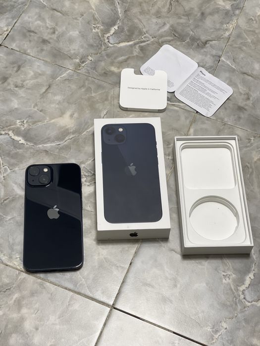 Продам IPHONE 13