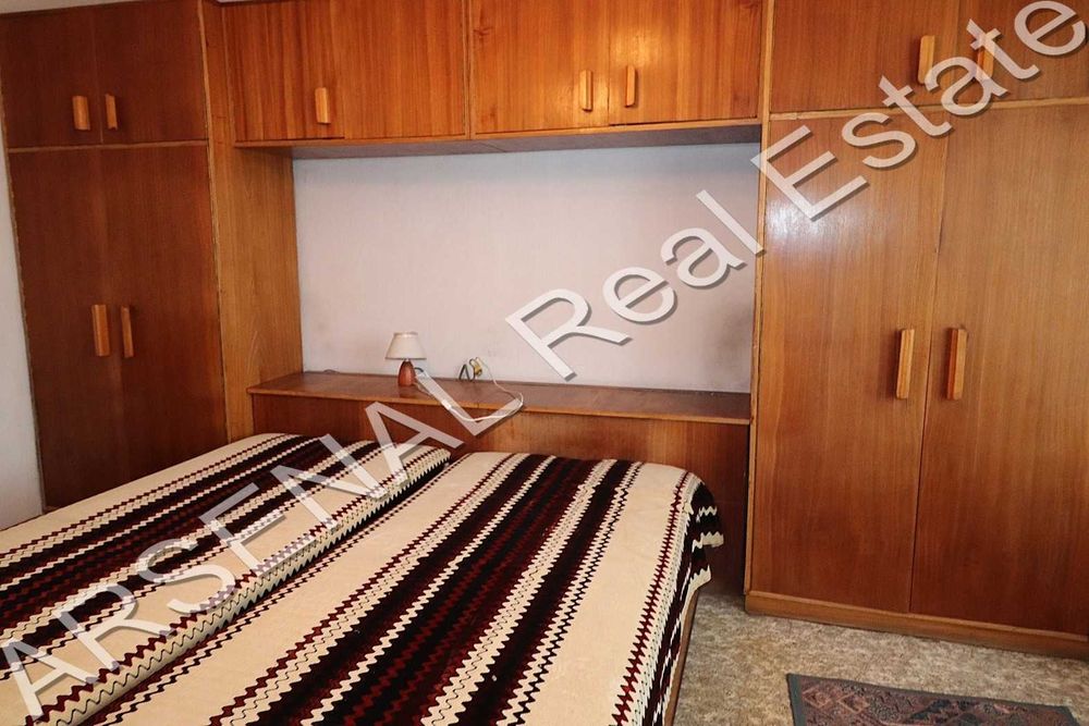 Дава се под наем Тристаен апартамент в София, Света Троица - 90 кв.м за 400 € - Снимка #1