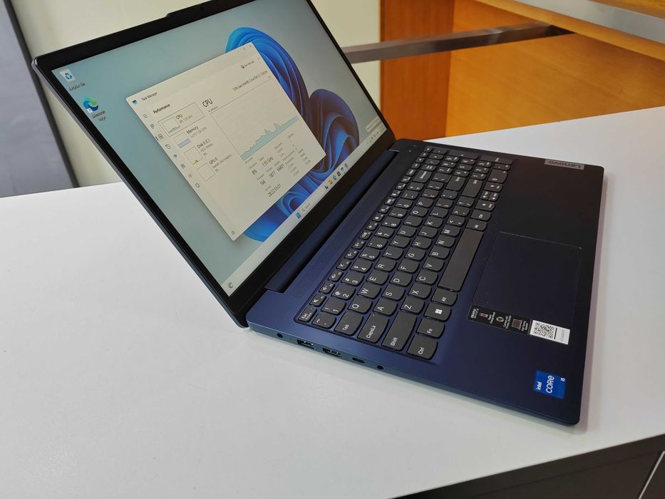 Lenovo IdeaPad Slim 3 i i5 12450H 16gb Ram 512gb SSD Magazin CashGen hp