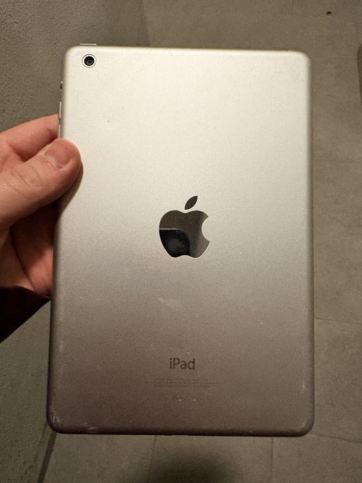 Ipad mini 1 за части