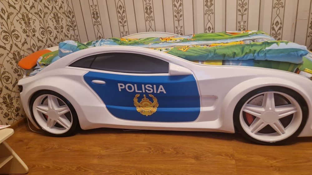 Кровать полицейская машина