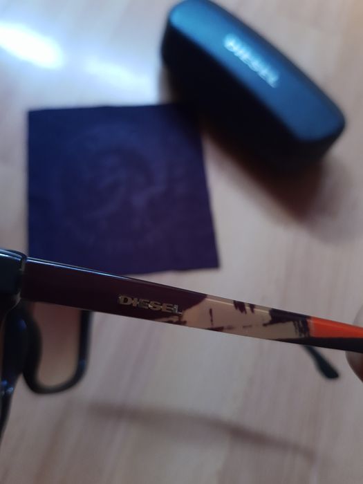 Дамски оригинални слънчеви очила DIESEL