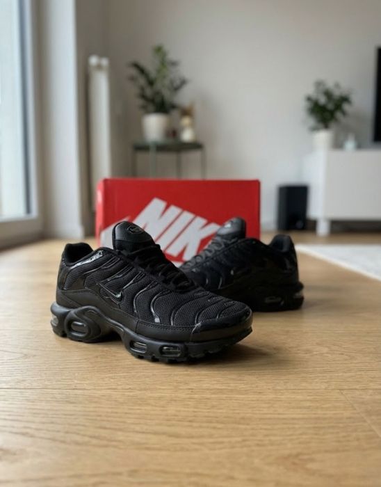 STOC LIMITATI!! Adidasi / Sneakers Nike TN Negru Marimi 36-44 Unisex