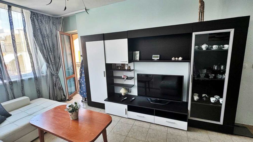 Продава се Двустаен апартамент в к.к. Слънчев бряг - 57 кв.м за 1351 €/кв.м - Снимка #3