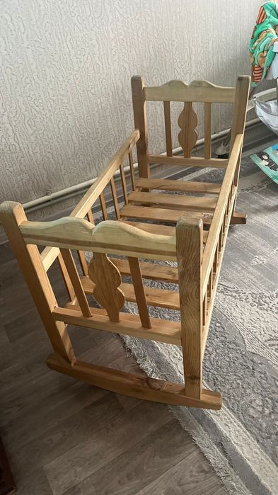 Манеж  15000 продам