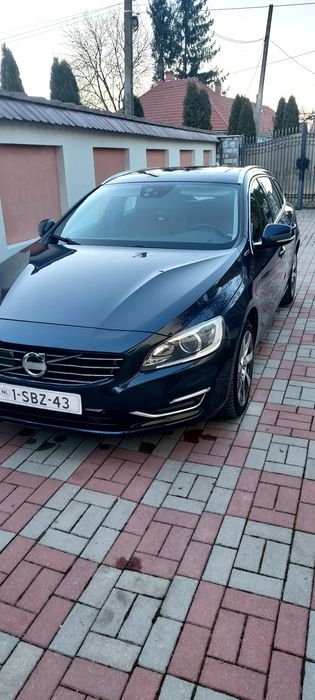 Vind volvo v60 hybrid