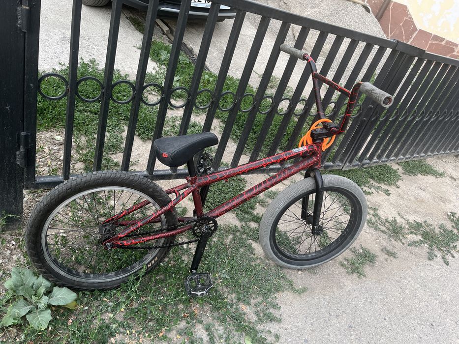 Продою хороший трюковой велик BMX