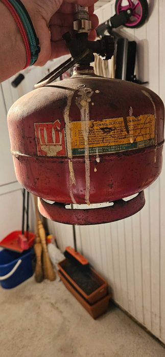 Продавам туристически газов котлон