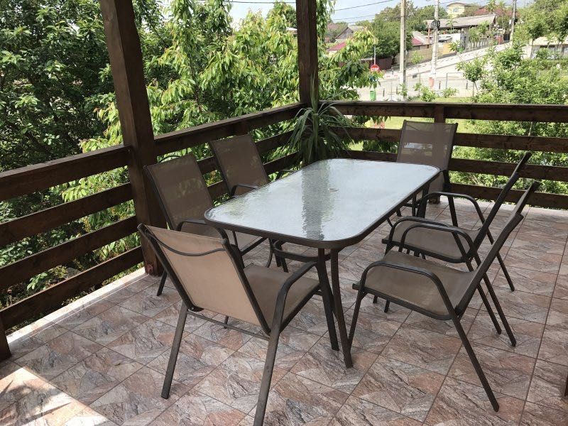 Cazare Costinești - Vila Amalia în centru la 50 m de plaja.