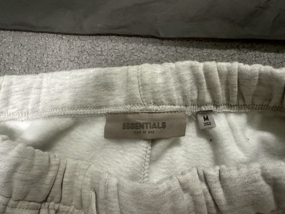 pantaloni essentials fear of god light oatmeal marime M