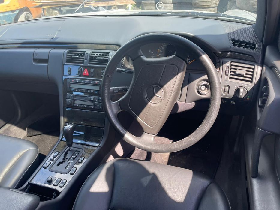 W210 на разбор япония распил двигатель акпп мерс лупарик бу: 2 000 000 ...