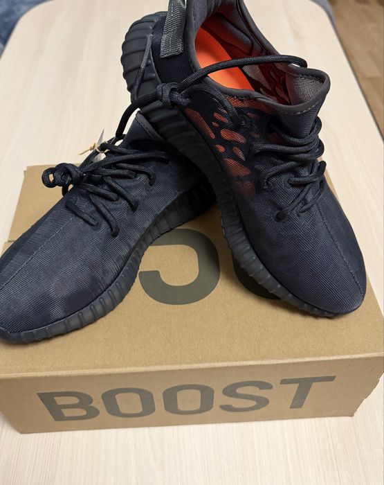 Yeezy Boost 350 V2 Mono Cinder