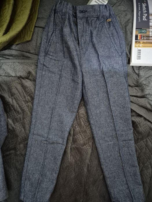 Costum albastru h&m baiat marime 116