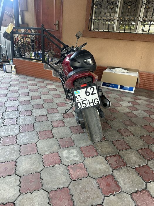 Kawasakii cbr 400