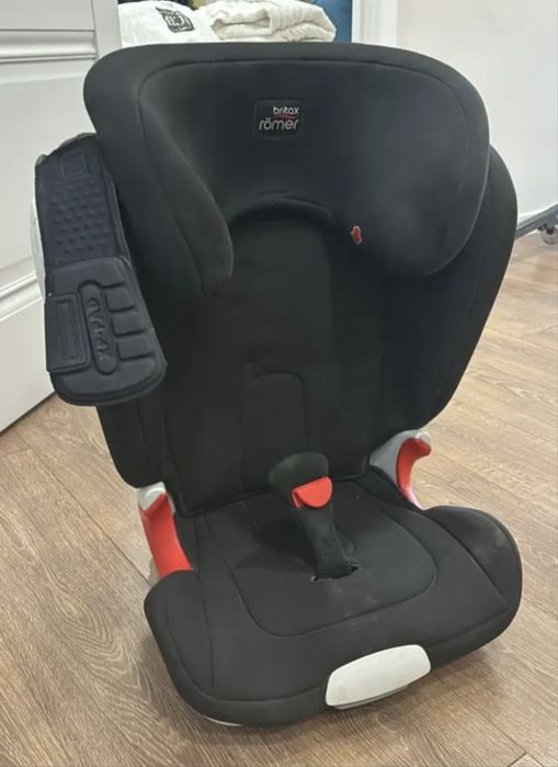 Аавтокресло Britax Romer