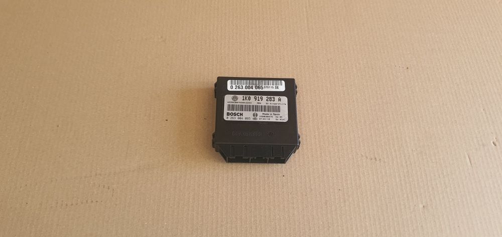 Modul senzori parcare 1K0919283A golf 5 golf 5 plus touran seat skoda passat b6