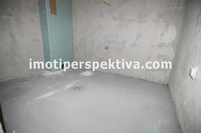 Продава се Двустаен апартамент в Пловдив, Беломорски - 73 кв.м за 1261 €/кв.м - Снимка #1