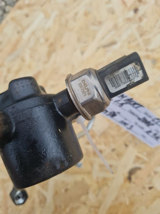 Rampa injectoare 1.5 dci euro 4 Renault Clio 3 , megane 2 , scenic 2