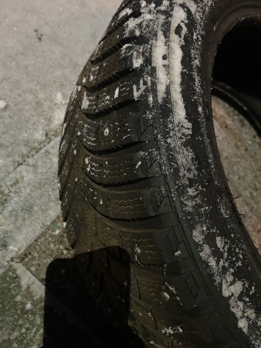 Шини зима 235/55/17