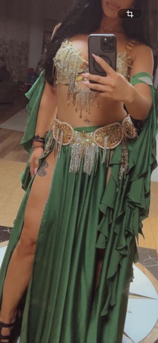 Dansatoare oriental (BELLY DANCE)